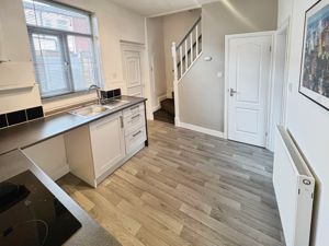 Kitchen- click for photo gallery